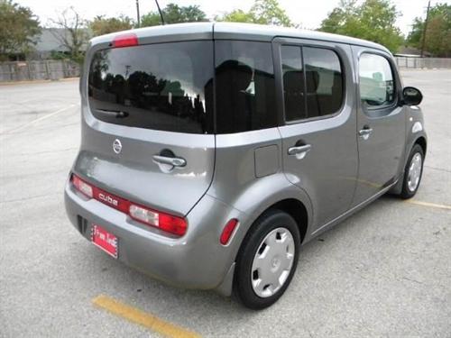 Nissan cube 2009 photo 2