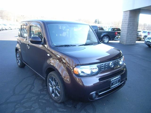 Nissan cube Crew Cab Standard Box 2-wheel Drive SLE Sport Utility