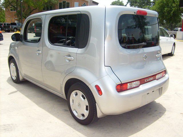 Nissan cube 2dr Roadster 3.0L SUV