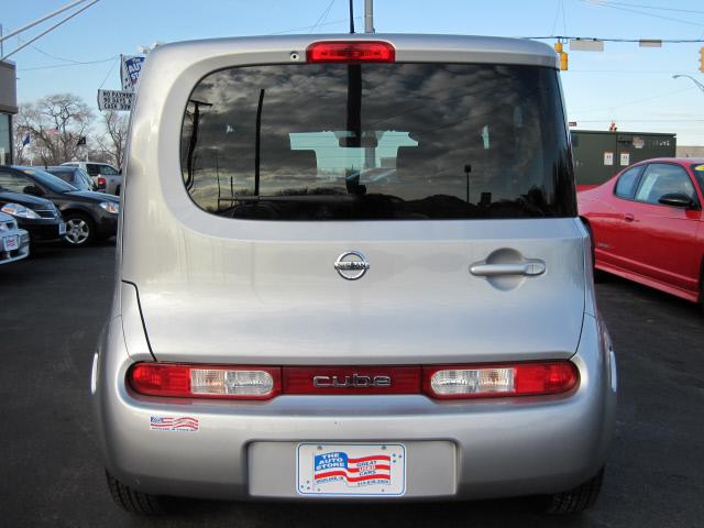 Nissan cube 2009 photo 2