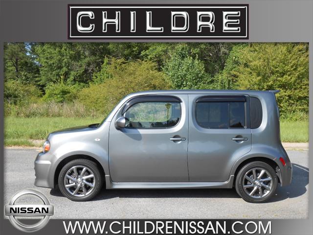 Nissan cube 2dr Roadster 3.0L SUV