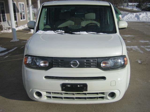 Nissan cube 2010 photo 2