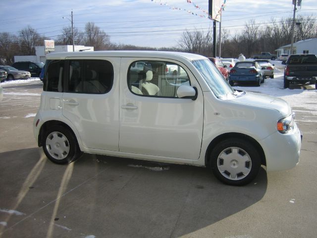 Nissan cube 2010 photo 3
