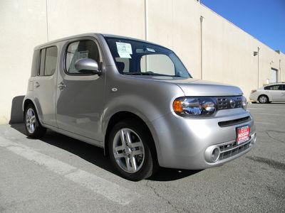 Nissan cube 2001 GMC SLS Other