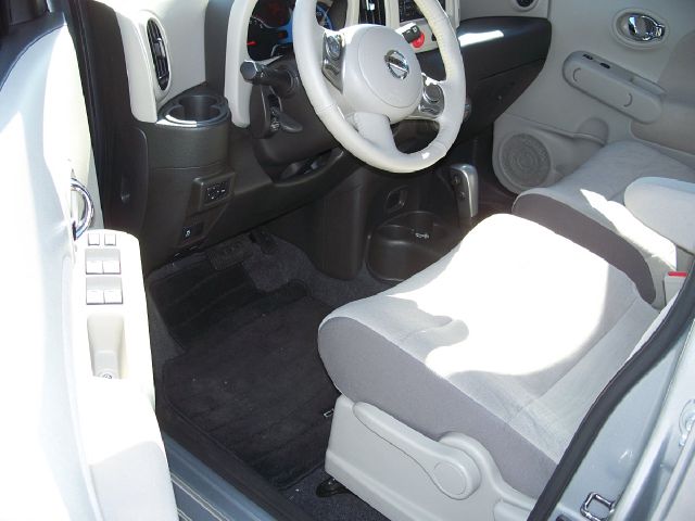 Nissan cube 2011 photo 1