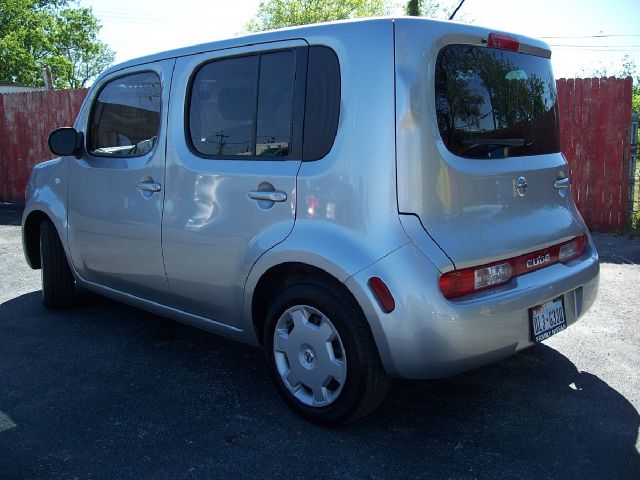 Nissan cube 2011 photo 21