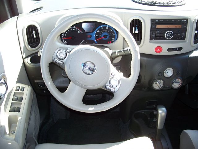 Nissan cube 2011 photo 4