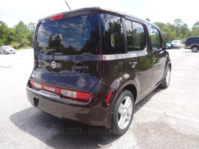 Nissan cube 2012 photo 4