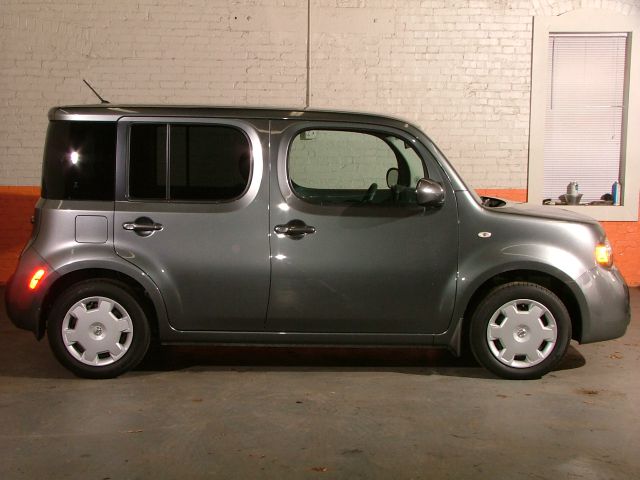 Nissan cube 2012 photo 2