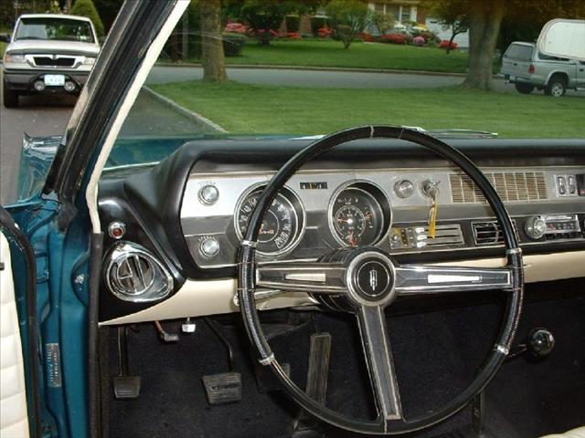 Oldsmobile 442 1967 photo 3