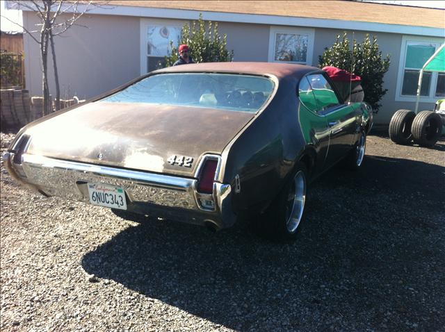 Oldsmobile 442 1969 photo 2