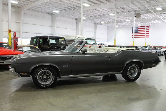 Oldsmobile 442 1972 photo 2