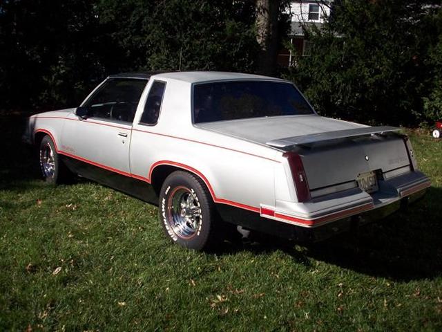 Oldsmobile 442 1984 photo 5