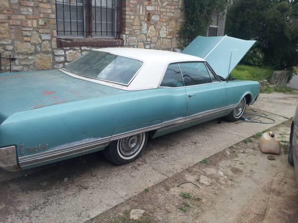 Oldsmobile 98 1965 photo 4