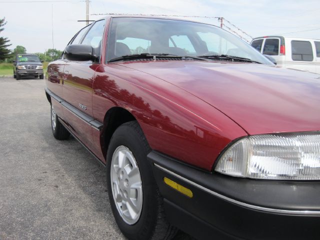 Oldsmobile Achieva 1992 photo 1