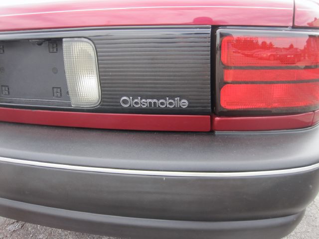 Oldsmobile Achieva 1992 photo 10