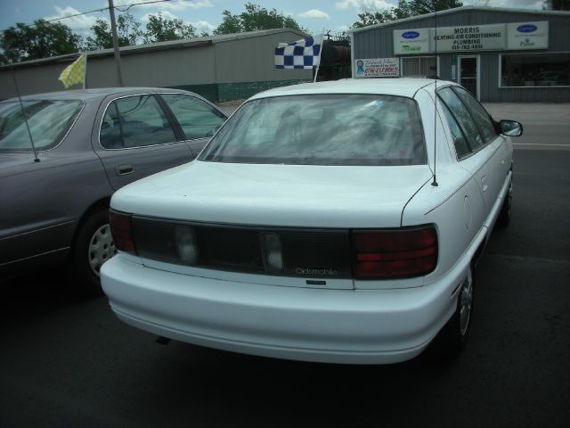 Oldsmobile Achieva 4.4i AWD Sportpremium Pkg Sedan