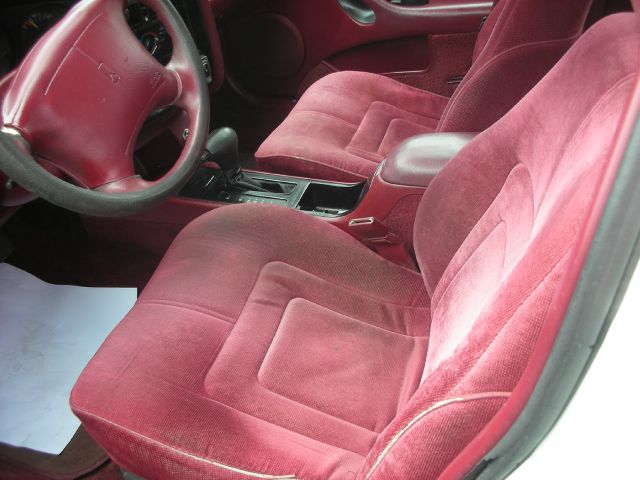 Oldsmobile Achieva 1995 photo 6