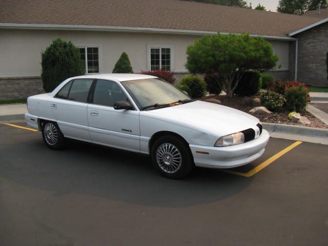 Oldsmobile Achieva 1996 photo 4