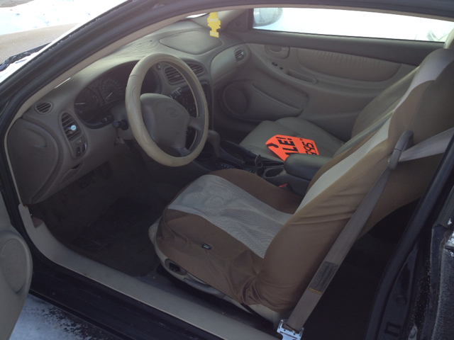 Oldsmobile Alero 1999 photo 2