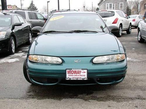 Oldsmobile Alero 1999 photo 2