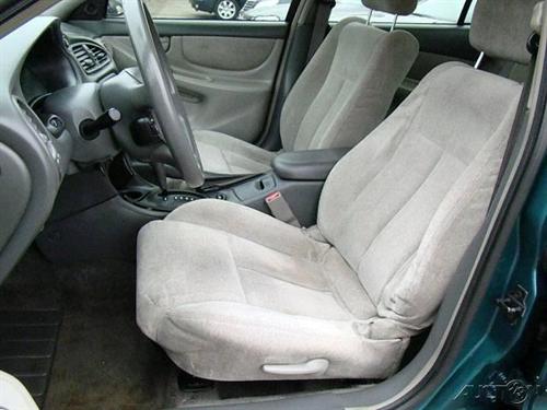 Oldsmobile Alero 1999 photo 3