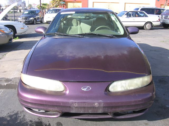 Oldsmobile Alero 1999 photo 3