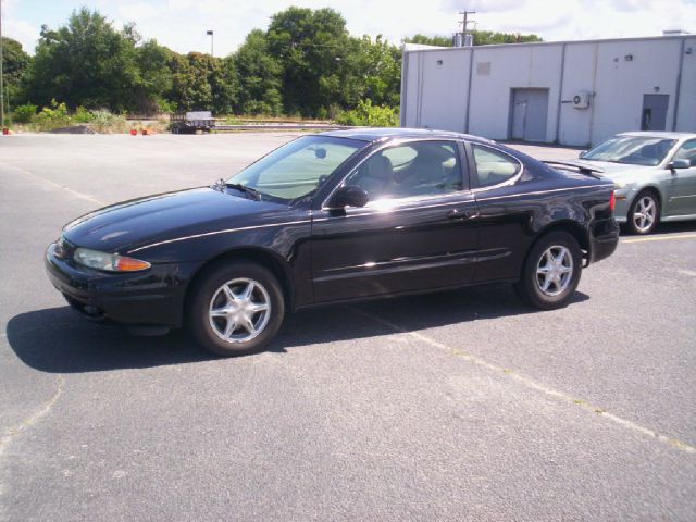 Oldsmobile Alero 1999 photo 4