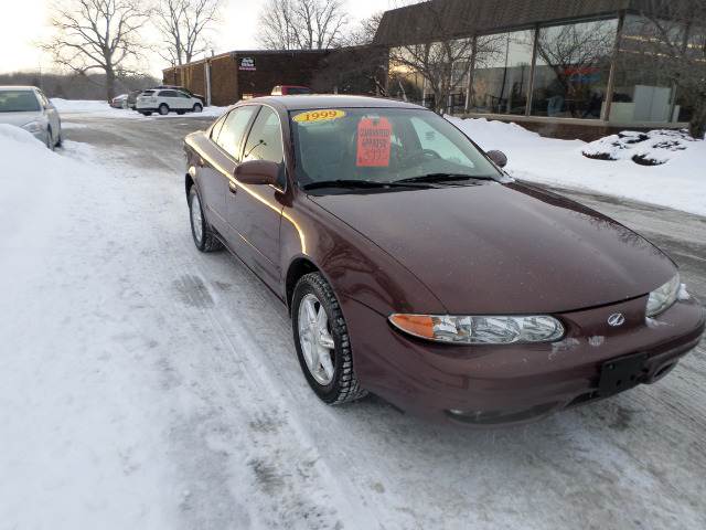 Oldsmobile Alero 1999 photo 3