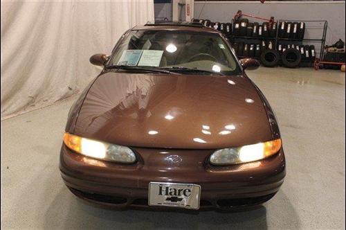 Oldsmobile Alero 1999 photo 5