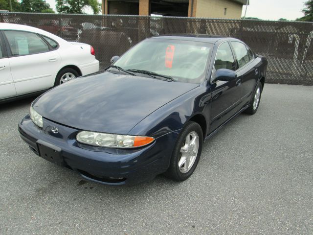 Oldsmobile Alero 2000 photo 3