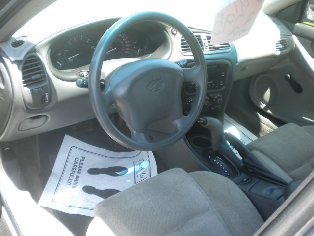 Oldsmobile Alero Premier Nav AWD Sedan