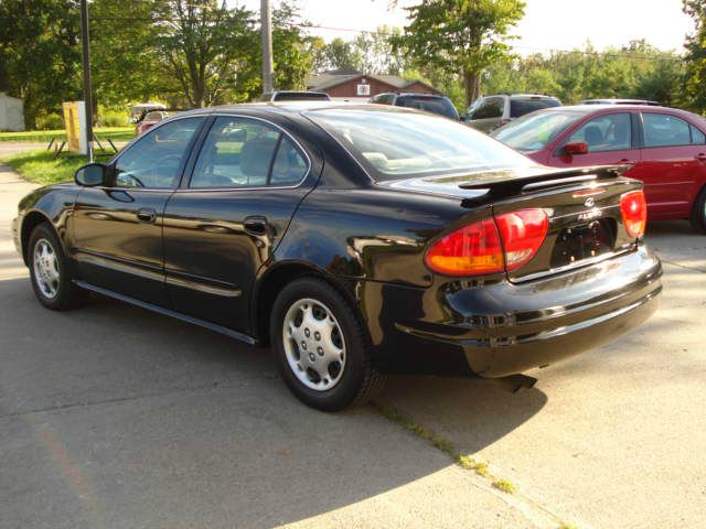 Oldsmobile Alero 2000 photo 1