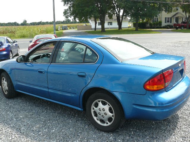 Oldsmobile Alero 2000 photo 3