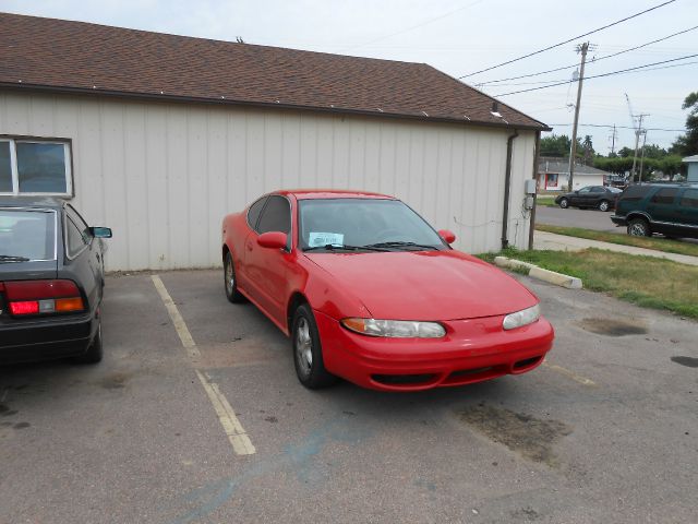 Oldsmobile Alero 2000 photo 3
