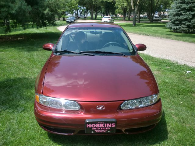 Oldsmobile Alero 2001 photo 1