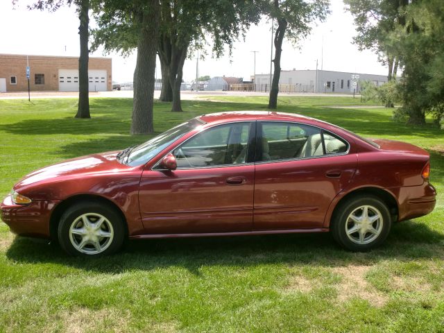 Oldsmobile Alero 2001 photo 4