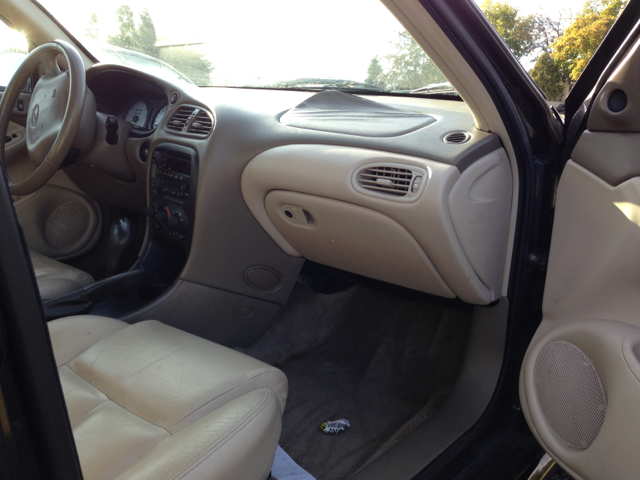 Oldsmobile Alero 2001 photo 1