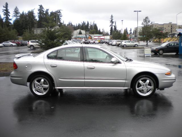 Oldsmobile Alero 2001 photo 3
