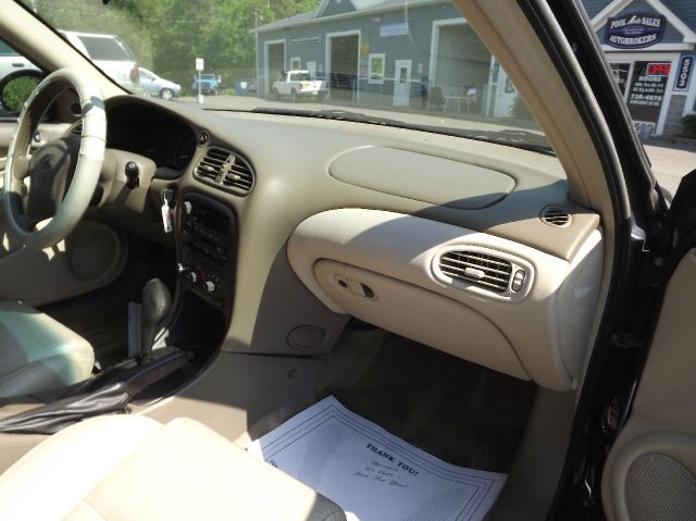 Oldsmobile Alero 2001 photo 13