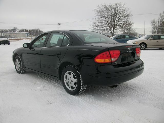 Oldsmobile Alero 2001 photo 1
