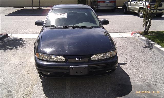 Oldsmobile Alero 2001 photo 3