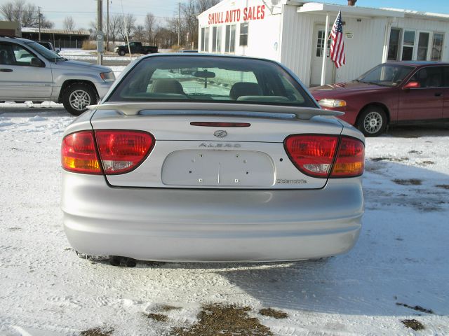 Oldsmobile Alero 2001 photo 3