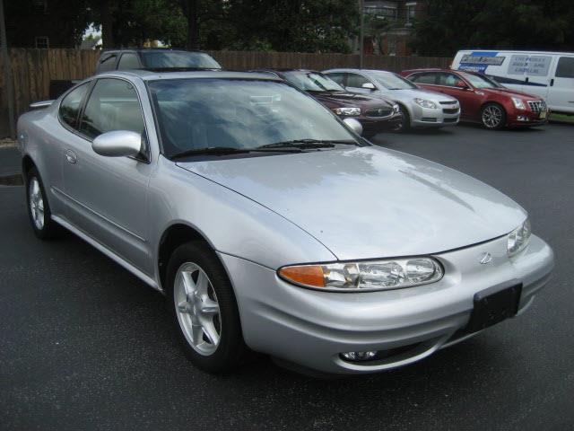 Oldsmobile Alero 2001 photo 3