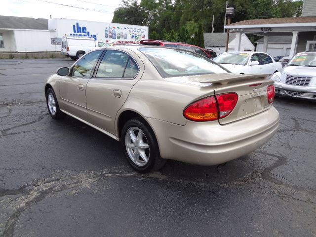 Oldsmobile Alero 2001 photo 3