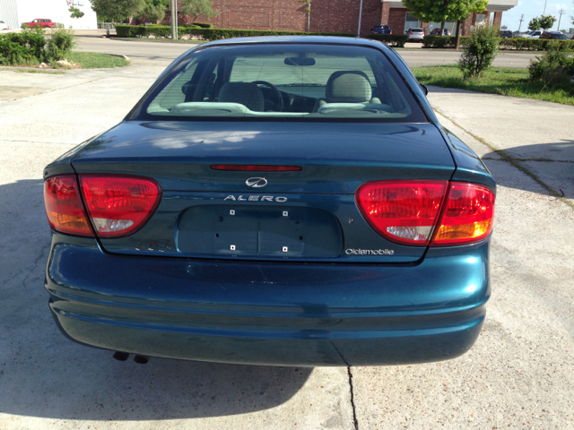 Oldsmobile Alero 2002 photo 1