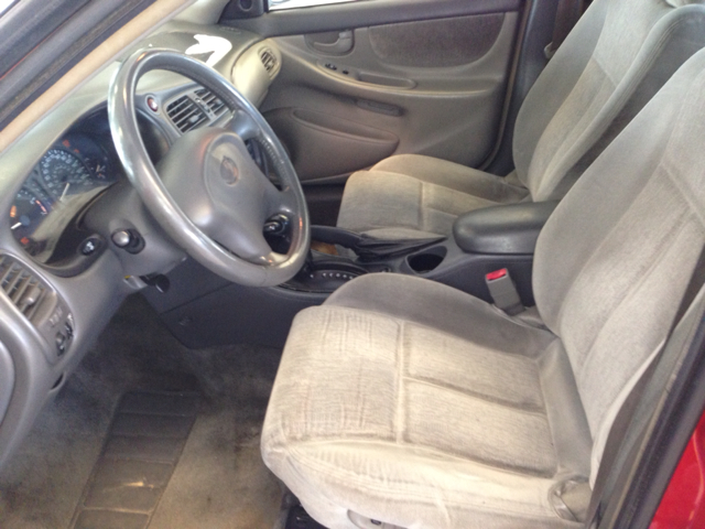 Oldsmobile Alero 2002 photo 2