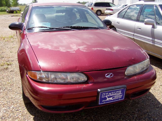 Oldsmobile Alero Premier Nav AWD Sedan