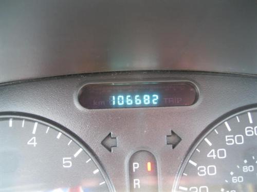 Oldsmobile Alero 2003 photo 2