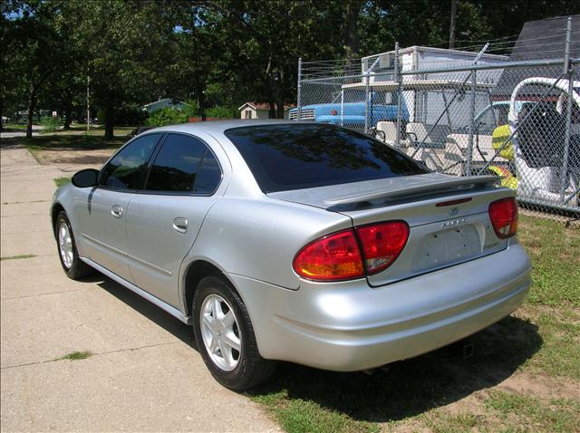 Oldsmobile Alero 2003 photo 1